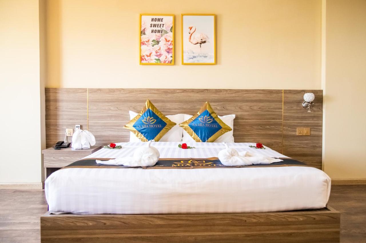 La Mia Lakeview Hotel Pleiku Extérieur photo