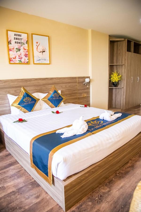 La Mia Lakeview Hotel Pleiku Extérieur photo