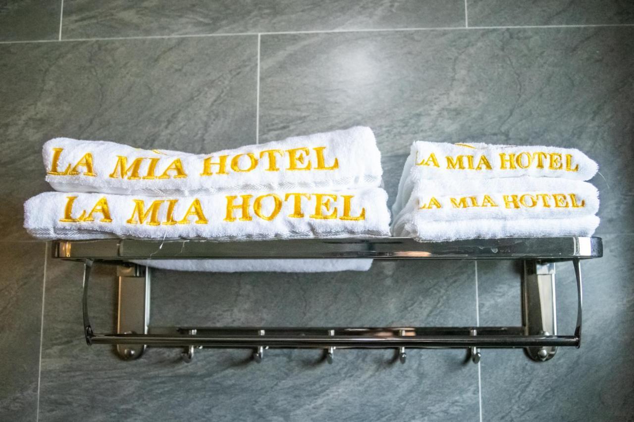 La Mia Lakeview Hotel Pleiku Extérieur photo