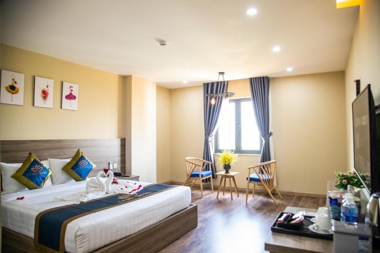 La Mia Lakeview Hotel Pleiku Extérieur photo