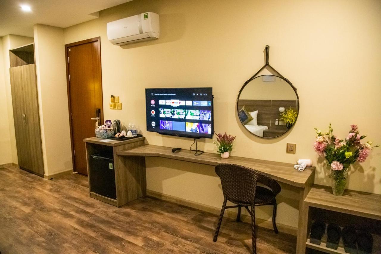La Mia Lakeview Hotel Pleiku Extérieur photo