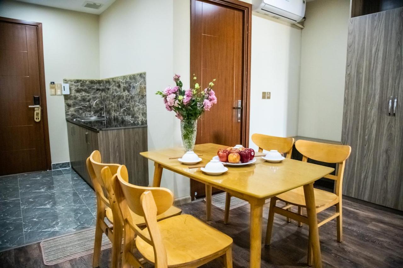 La Mia Lakeview Hotel Pleiku Extérieur photo